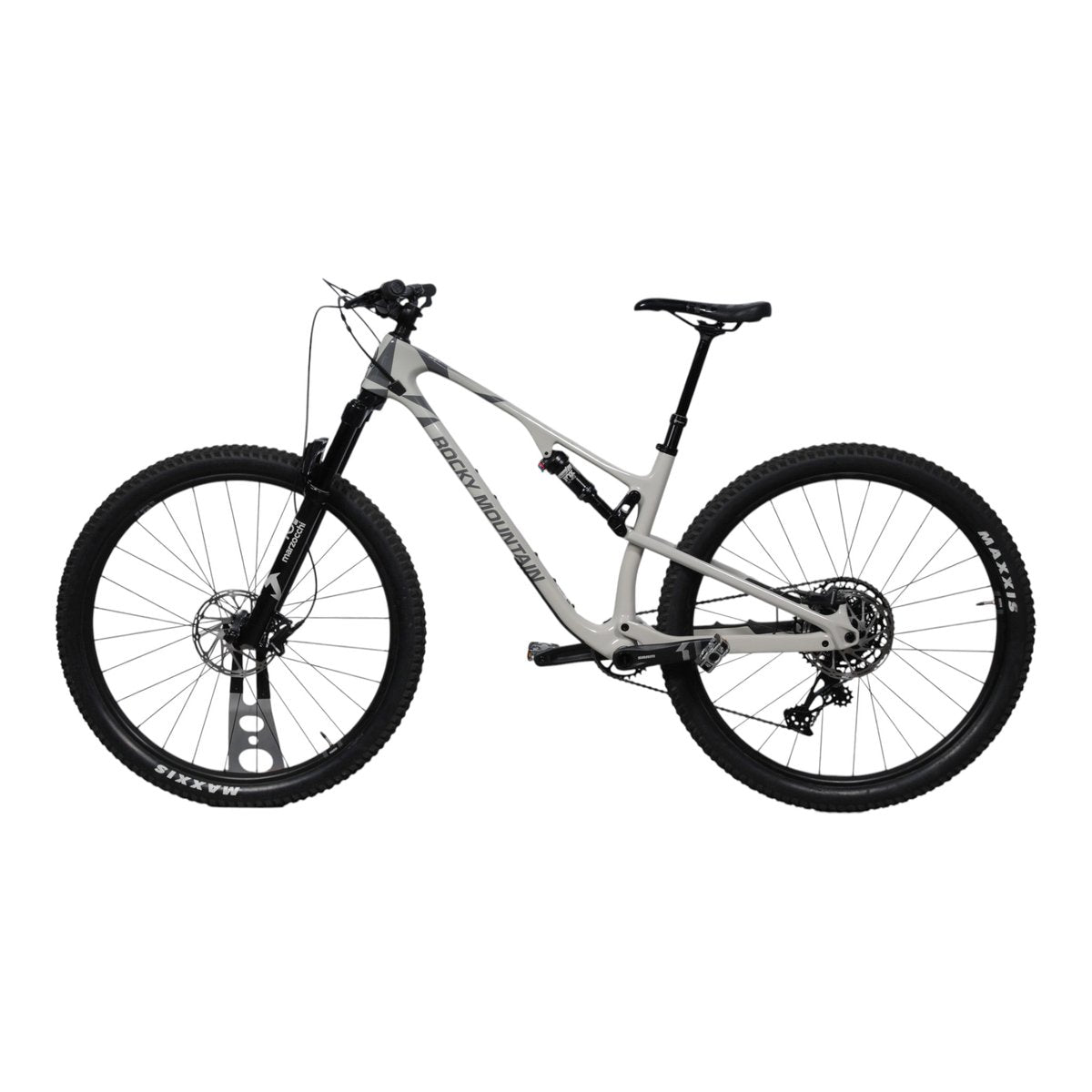 Rocky Mountain Element C30 – käytetty maastopyörä, koko MD
