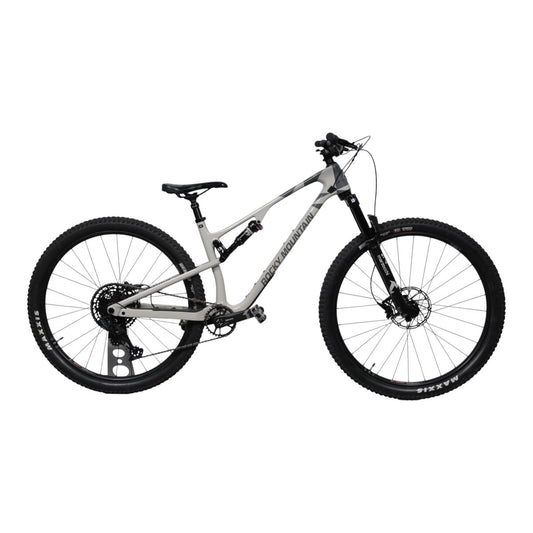 Rocky Mountain Element C30 – käytetty maastopyörä, koko MD