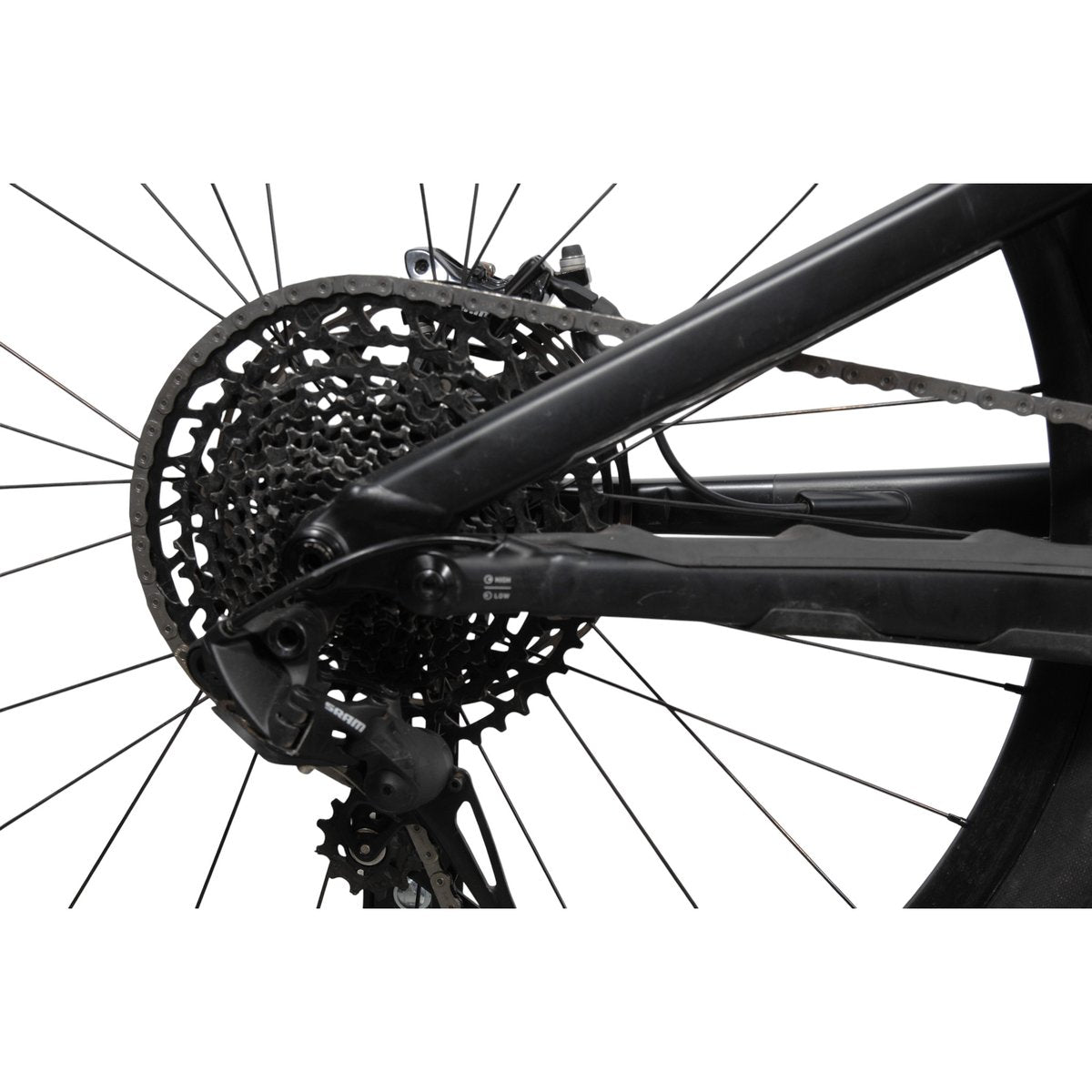 Specialized Levo – käytetty sähköpyörä, koko S4