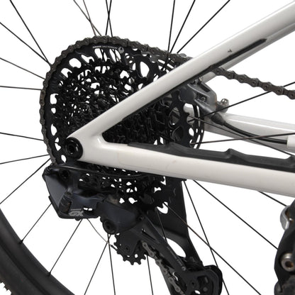 Specialized Epic 8 Comp – käytetty pyörä, koko L